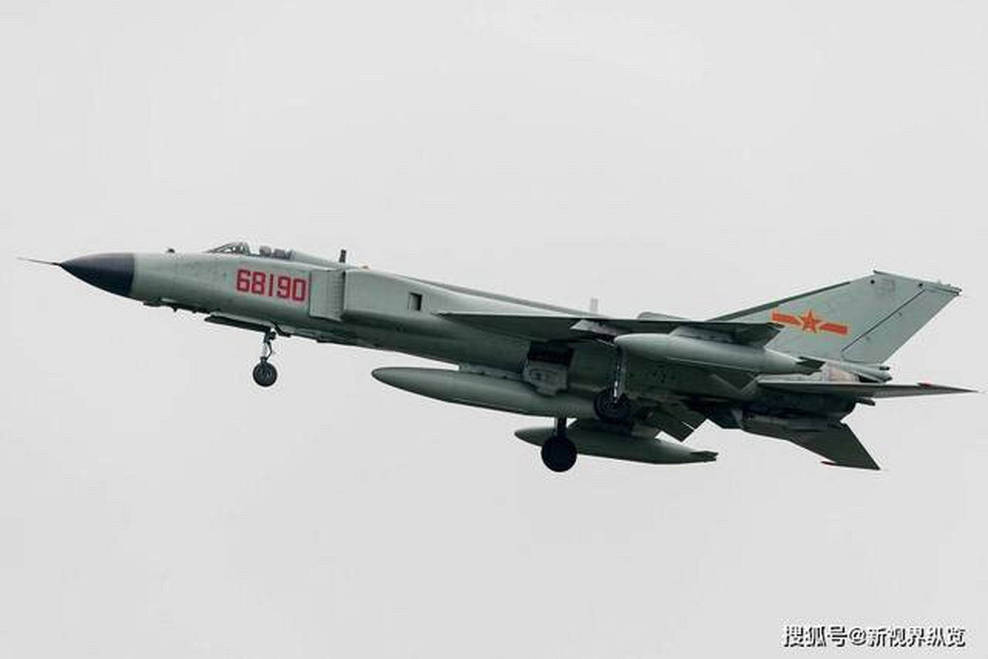 歼8战斗机参数详解，歼8战斗机性能参数全面解析