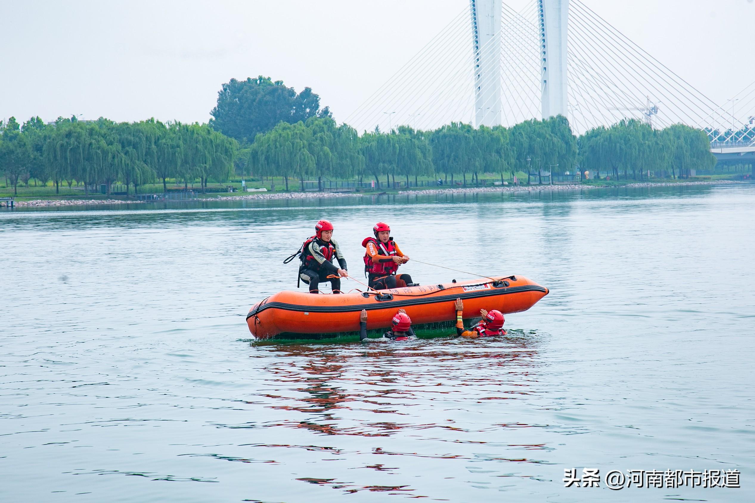 郑州联勤保障部队,新时代的钢铁长城的坚实支柱,郑州联勤保障部队,新时代钢铁长城的坚实支柱