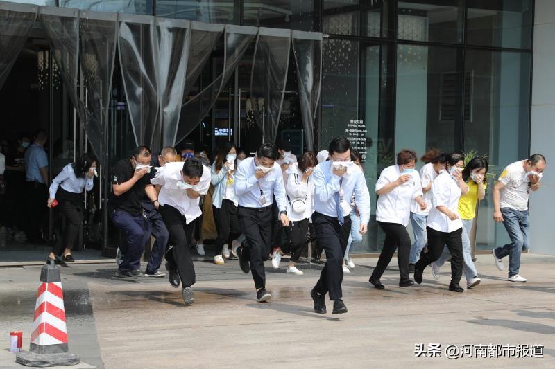 郑州联勤保障部队,新时代的钢铁长城的坚实支柱,郑州联勤保障部队,新时代钢铁长城的坚实支柱