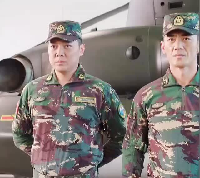 老兵打新兵普遍，现象背后的深层原因与应对策略，老兵打新兵现象背后的深层原因及应对策略探讨