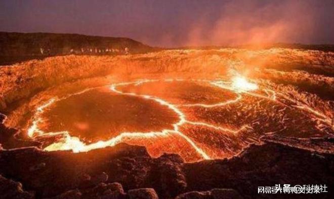 黄石火山爆发最新消息，全球关注下的超级火山活动，黄石火山最新活动引发全球关注，超级火山爆发消息更新