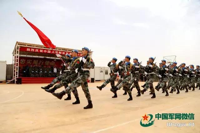 建军节三军仪仗队图片，荣耀的瞬间与历史的传承，建军节三军仪仗队风采，荣耀瞬间与历史的传承图片展示