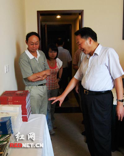 中央新闻24小时直播，今日国际新闻综述，中央新闻24小时直播，今日国际新闻综述速递