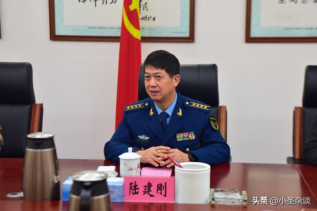 火箭兵与战略支援部队，深度解析两者优势与特点，深度解析火箭兵与战略支援部队的优势与特点