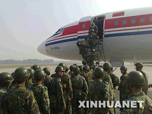 河南开封空降兵部队，英勇无畏的空中利刃，河南开封空降兵部队，空中利刃的英勇展现