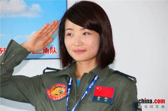 揭秘，何莉与余旭之间的神秘关系探索，何莉与余旭关系揭秘，神秘联系的探索