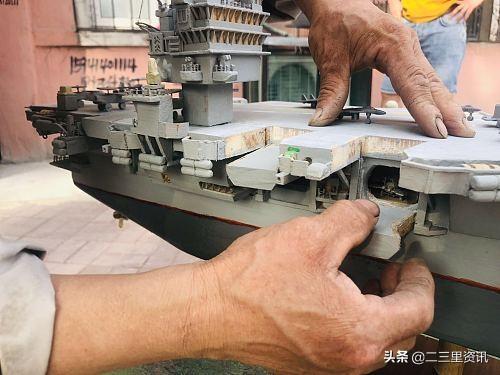 航母房间数量揭秘，庞大舰体的内部结构探究，航母内部揭秘，房间数量与庞大舰体结构探究