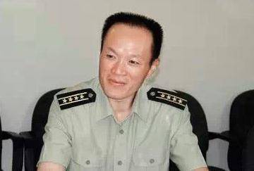 李作成