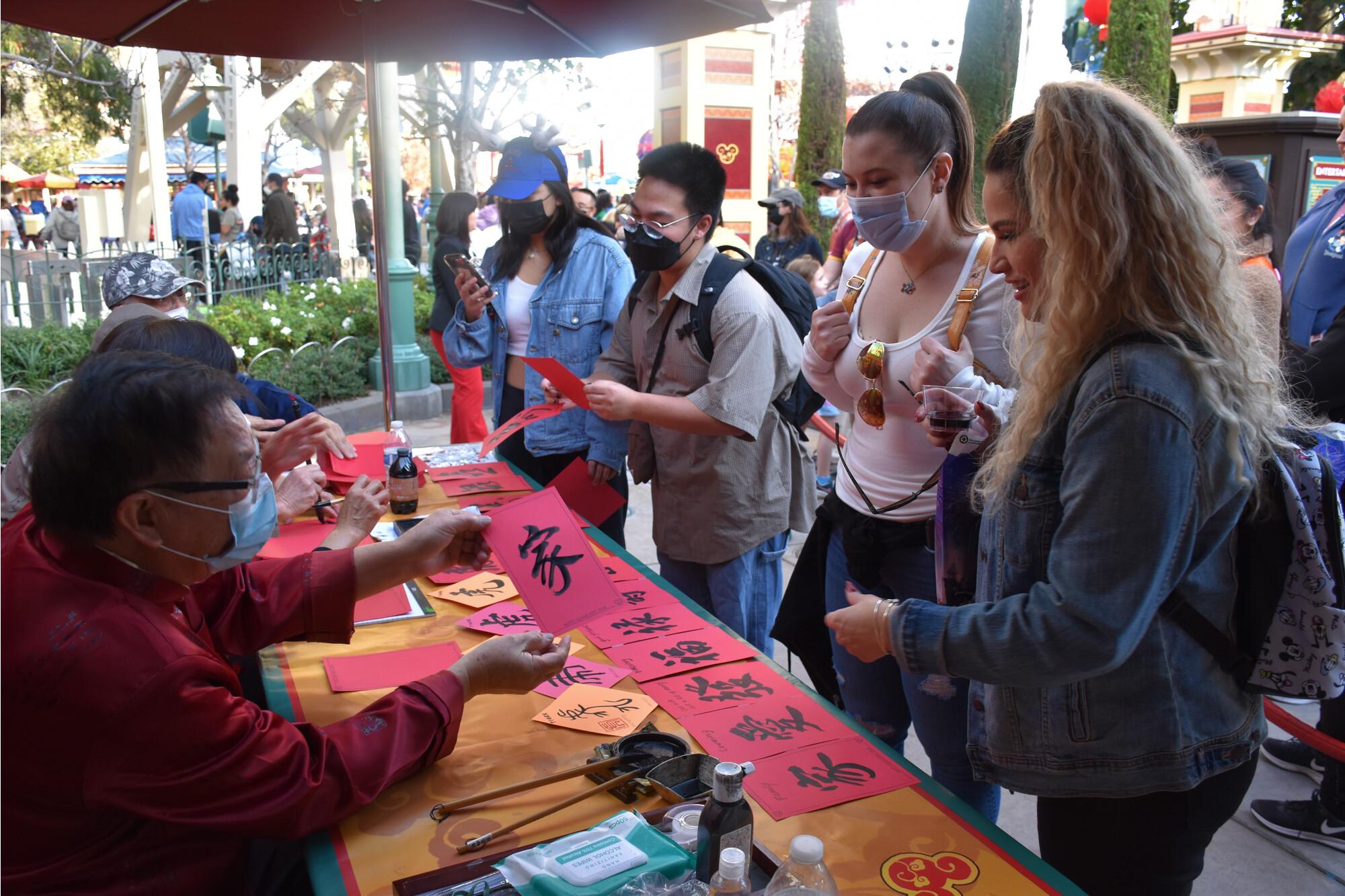 美国州长相当于中国的什么职务？一种跨文化视角下的行政层级对比，美国州长与中国职务对比，跨文化视角下的行政层级探讨