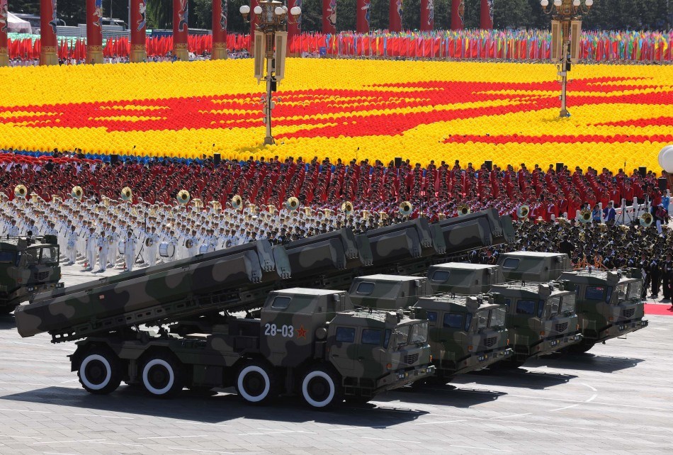 国庆70周年大阅兵火箭军方队，展示中国力量与自信，国庆70周年大阅兵火箭军方队，展现中国力量与自信风采