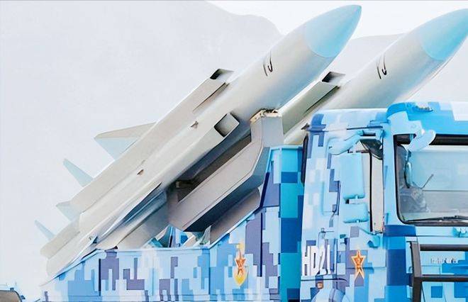 鹰击长空，鹰击18对陆攻击版的威力与影响，鹰击长空，鹰击18陆攻击版的强大威力及其影响