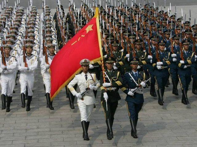 三军仪仗队图片PPT背景，荣耀与力量的象征，三军仪仗队图片PPT背景，荣耀与力量的永恒象征