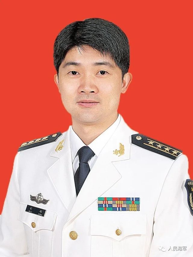 海军70周年突出贡献先进个人——一位忠诚卫士的奋斗与荣光，海军70周年庆典突出贡献先进个人，忠诚卫士的奋斗历程与荣光