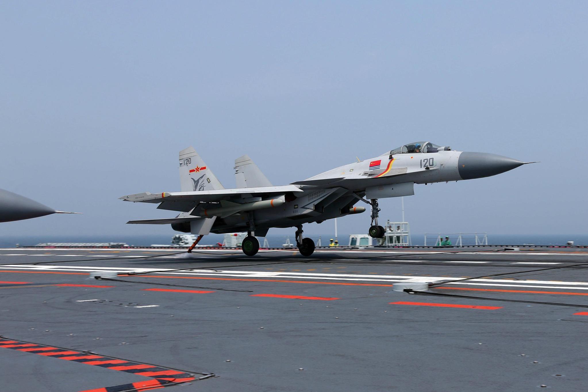 航母舰载机歼-15，中国海军航空兵力量的骄傲，中国海军航空兵力量之骄傲，航母舰载机歼-15概述