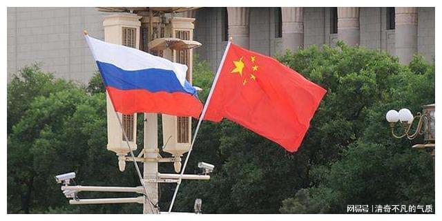 中国收到俄罗斯紧急提醒，大战一触即发，中俄紧急提醒之际，大战逼近？