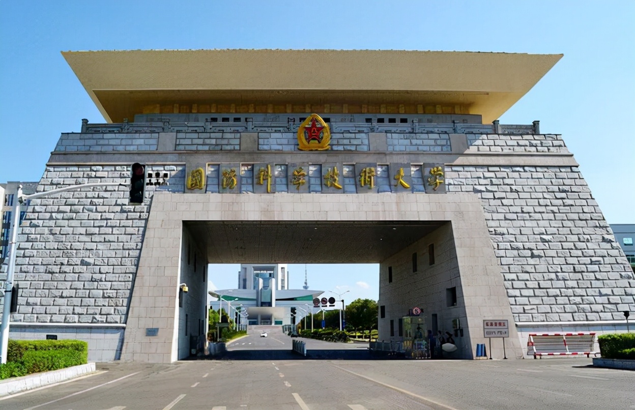 招聘启事