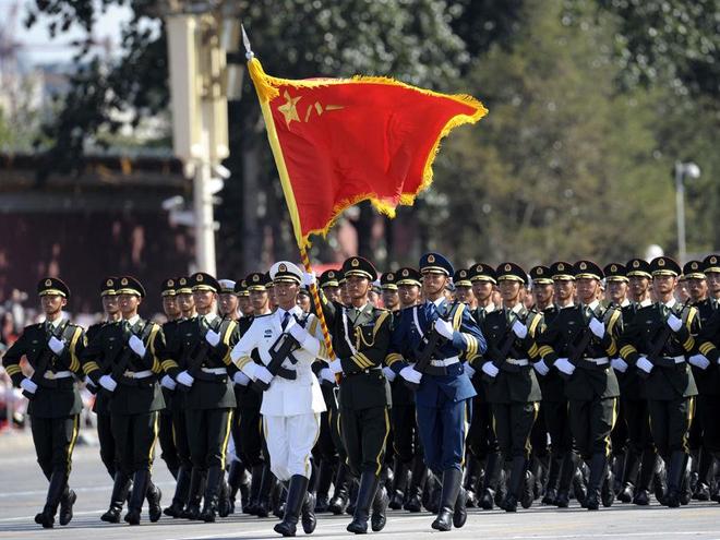 今年阅兵徒步方队的兵种，展现中国国防力量的多样性与力量感，今年阅兵徒步方队兵种展示中国国防力量的多元与震撼