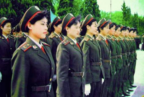 探索女性力量，65军装女兵的独特风采与图片展示，女性力量闪耀光芒，65军装女兵独特风采图片展示