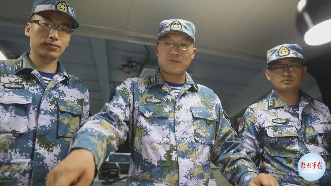 荆州舰舰长的级别解析，荆州舰舰长级别深度解析