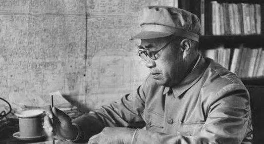 十大元帅，谁擅长指挥打仗？，揭秘十大元帅指挥军事之才华，谁最擅长指挥打仗？