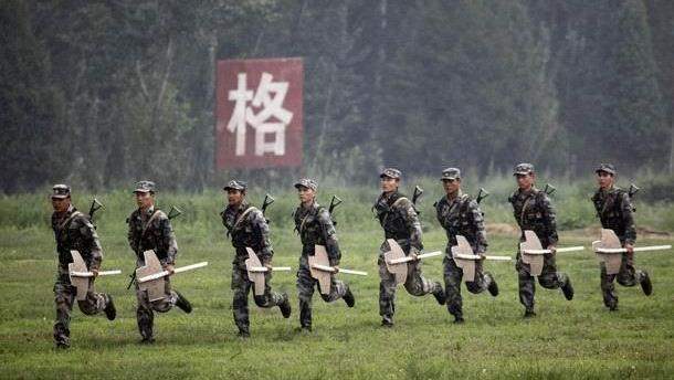 关于某38集团军军长被判刑的案例分析，某38集团军军长被判刑案例深度解析