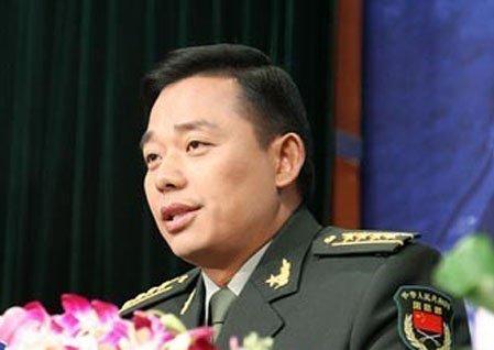 黄雪平，一位引领时代的杰出人物，黄雪平，时代引领者的杰出风采