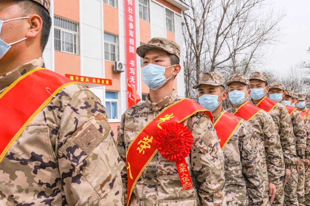 新兵入列，一部关于成长与奋斗的纪录片——探索新兵入列2023背后的故事，新兵成长奋斗之路，纪录片新兵入列2023背后的故事探索
