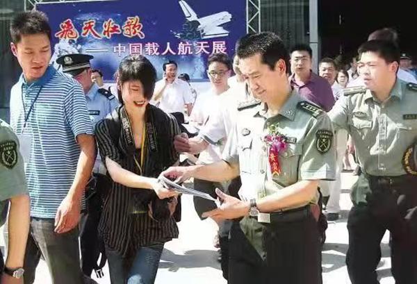揭秘，2009国庆阅兵总指挥房——决策与指挥的心脏之地，揭秘，国庆阅兵总指挥房——决策与指挥的核心之地