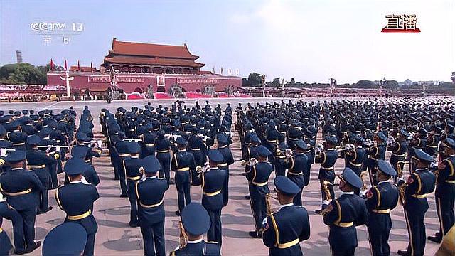 2018年阅兵仪式视频现场直播，荣耀的瞬间，国家的力量，荣耀瞬间见证国家力量，2018年阅兵仪式直播视频回顾