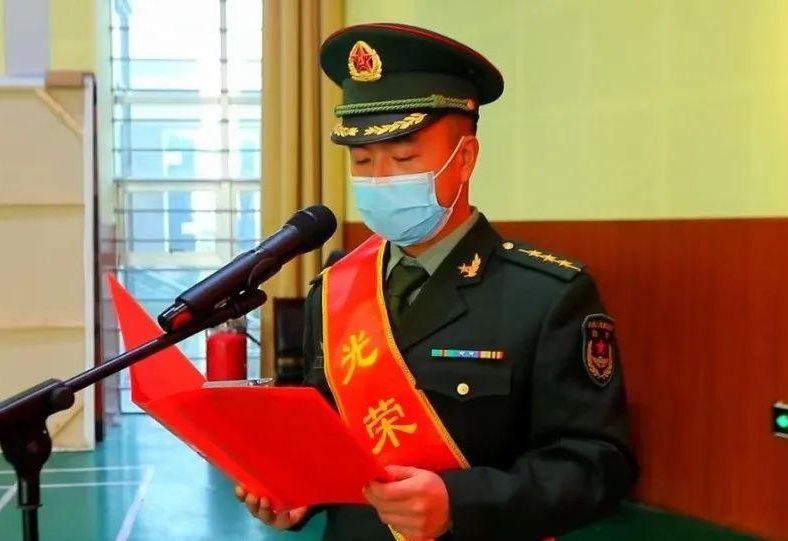 2023年12月25日上将授衔，荣耀时刻与未来展望，上将授衔荣耀时刻，展望未来的军事力量与领袖风采（2023年12月25日）