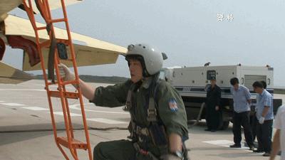 辽宁舰试飞员牺牲人数及其背后的故事，辽宁舰试飞员牺牲人数背后的英勇故事