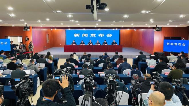 胡鑫宇新闻发布会回放，深度解读事件进展与启示，胡鑫宇新闻发布会回放，事件进展与启示深度解读