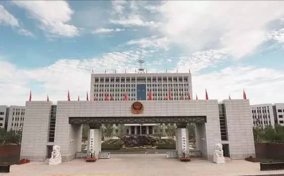 中国人民武装警察部队特种警察学院女生的风采与挑战，中国人民武装警察部队特种警察学院女生风采与面临的挑战