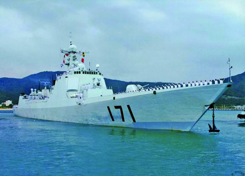 揭秘中国海军的中华神盾——052C型导弹驱逐舰,揭秘中国海军的利器,052C型中华神盾导弹驱逐舰