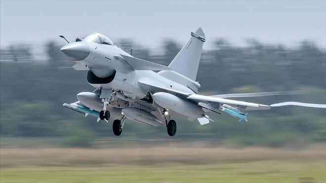 歼-10战斗机三大跨越,中国空军作战能力的飞跃,歼-10战斗机三大跨越,中国空军作战能力飞跃提升